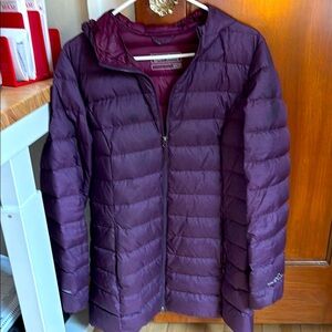 Eddie Bauer Purple Lightweight Puffer Jacket
In excellent condition!